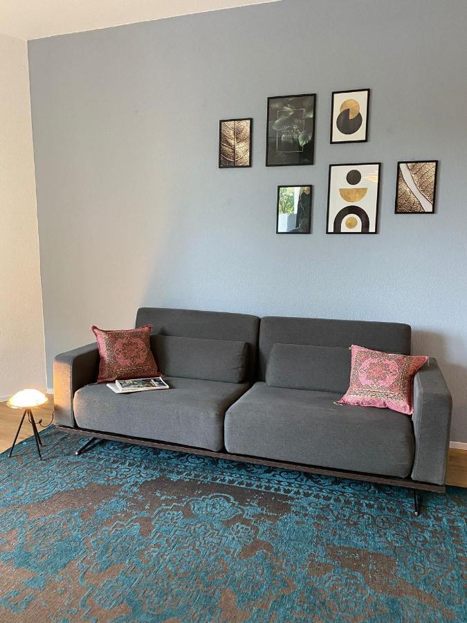 Beautiful Apartment With Balcony Berlin Bagian luar foto